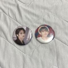 Straykids リノ　トレカ　グッズ　缶バッチ　アクスタ　アクキー straykids リノ skz toy world 缶バッジ - メルカリ