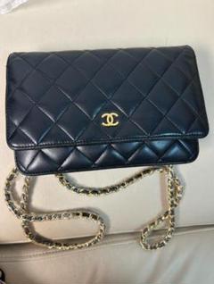 CHANEL ブラック キルティングショルダーバッグ 箱付き
