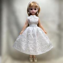 リカちゃん　ハンドメイド　ホワイトコーデ　ブラウス　スカート他５点セット