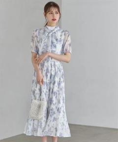 新品　２ＷＡＹボウタイリボン付きストロベリー×フラワープリント消しプリーツワンピ
