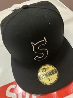 2025年最新】supreme ツノ キャップの人気アイテム - メルカリ