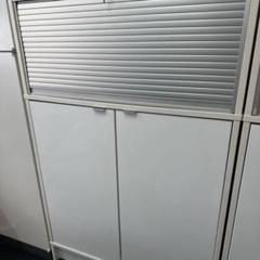 IKEA シャッター付きキャビネット　引き取り可