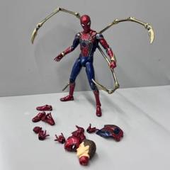 mafex アイアンスパイダーのサムネイル