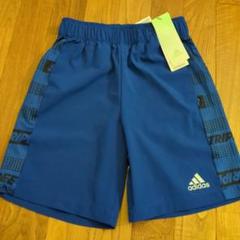 アディダス　ハーフパンツ　新品　140