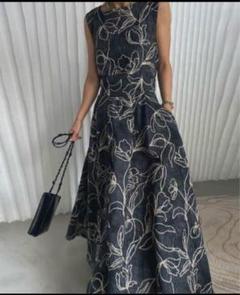 DENIM LIKE FLOWER DRESS アメリ　田中みな実　着用