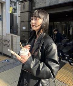 ZARA 「ストレートフィットフェイクレザーブレザー」 XSサイズ