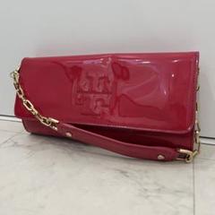【美品】トリーバーチ　エナメルバッグ　レッド　赤　チェーンクラッチバッグ m83876539860_1.jpg?1725445215