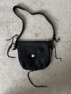 ナスングワム Nasngwam. / DEARSKINMESSENGER BAG ナスングワム Nasngwam. / DEARSKINMESSENGER BAG - メルカリ