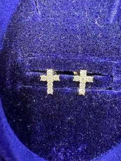ヴァンドーム青山　ピアス　クロス　十字架