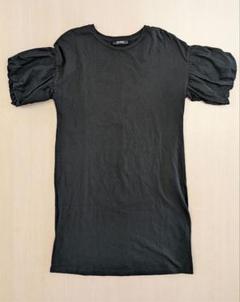 ZARA 黒Tシャツチュニックトップス バルーンパフスリーブTシャツ 無地のサムネイル