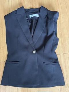 ZARA ブラックベスト - メルカリ