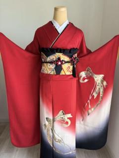 豪華振袖　駒刺繍　金彩　帯締め・帯揚げ　重ね襟　セット きめ細やかな金駒刺繍を施し美しい色彩が格の高さを感じさせる