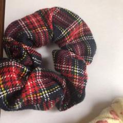 ハンドメイド シュシュ ドーナツ