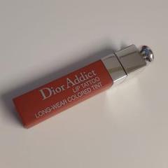 Dior アディクト リップ ティント 541