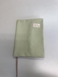 【新品】【未使用】【手作り】 A 5判用布製ブックカバー(黄緑色) ハンドメイドのサムネイル