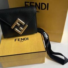 FENDI 8M0480 ALV4F0KUR FFダイヤモンド 三つ折り財布