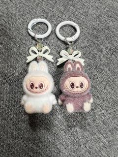 羊毛フェルト ウサギキャラクターキーホルダー 2色セット