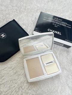 CHANEL LE BLANC B20 パウダーファンデーション シャネル / ル ブラン コンパクト ラディアンスの公式商品情報