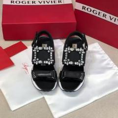 【新品未使用】　ロジェヴィヴィエ　正規品　サンダル　エナメル　裏張り済み ROGER VIVIER（サンダル）のフリマアイテム一覧