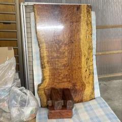 木目が素晴らしい！　希少！　花梨の無垢材　一枚板　天然花梨　高級座卓　152cm 木目が素晴らしい！ 希少！ 花梨の無垢材 一枚板 天然花梨 高級座卓