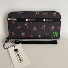 新品未使用✨レスポートサック 長財布 財布　ラウンドジップ 新品未使用 レスポートサックLeSportsac スヌーピー ブラック
