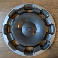 シエンタ10系　純正ホイール　ホイールカバー　ナット付き シエンタ(車) シエンタ 10系：純正 キー付ホイールナット