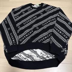 美品✨ ジバンシー 4G でかロゴ ニット 総柄 刺繍 GIVENCHY 長袖 美品✨ ジバンシー 4G でかロゴ ニット 総柄 刺繍 GIVENCHY 長袖
