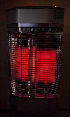 ダイキン （ ＤＡＩＫＩＮ ） セラムヒート モデル比較表 ／ 自然大好き！ニッチ・リッチ・キャッチ