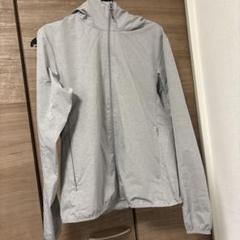 UNIQLOのサムネイル
