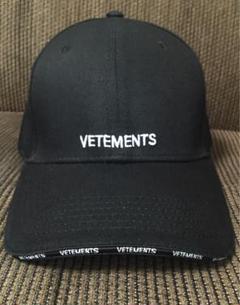 最終価格　ヴェトモン VETEMENTS ベースボールキャップ VETEMENTS】ヴェトモン フレームロゴベースボールキャップ