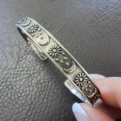 ヴィンテージシルバー925 花と月模様 バングル