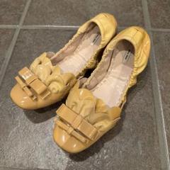 miu miu レッド フラットシューズ アンクルストラップ バレエ miu miu レッド フラットシューズ アンクルストラップ バレエ