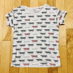 【UNIQLO】リサラーソン　Tシャツ　ユニクロ　マイキーのサムネイル