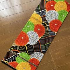 和風テーブルランナー　　81花柄刺繍