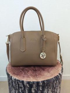 2025年最新】furla tessaの人気アイテム - メルカリ