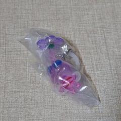 紫とピンクの花デザイン ストラップ