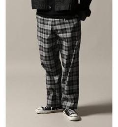 美品!RICCARDO METHA 1TUCK WIDE TROUSERS 46