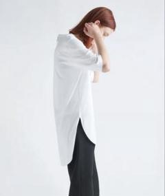 ATON ROUND HEM T-SHIRT