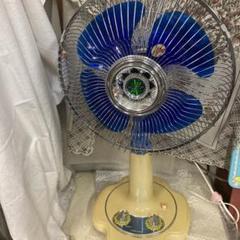 レトロ扇風機　TOSHIBA 東芝 4枚羽　扇風機 H-30S48★花びら模様 レトロ扇風機 TOSHIBA 東芝 4枚羽 扇風機 H-30S48☆花びら模様