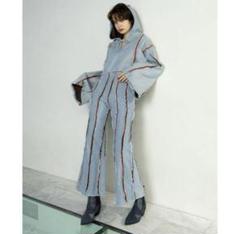 JUEMI ジュエミ デニムフーディ y2k パーカー　ショート丈 JUEMI ジュエミ デニムフーディ y2k パーカー ショート丈 - メルカリ