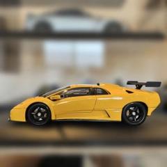 AUTOart製1/18ランボルギーニディアブロGTR Amazon | 1/18 ランボルギーニ ディアブロ GTR 2001 オレンジ