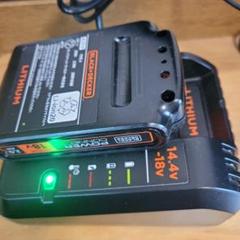 ブラックアンドデッカー　18Vコードレス草刈・芝刈機　GCM18N【未使用品】 ブラックアンドデッカー 18Vコードレス草刈・芝刈機 GCM18N【未