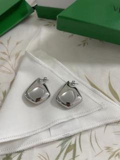 BOTTEGA VENETA silver 925 ピアス ウィング ダークコア