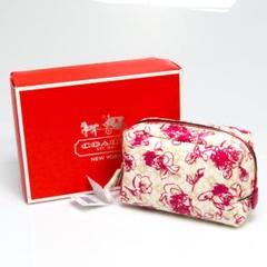 COACH 花柄のポーチ 新品