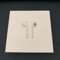 AirPods with Wireless Charging Case