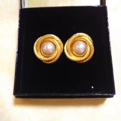 CHANELシャネルイヤリング