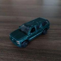 1/18 シボレー　サバーバン　LT アメ車　ミニカー 1/18 シボレー サバーバン LT アメ車 ミニカー