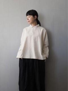 美品☆jujudhau ズーズーダウPRIMP シャツ　ホワイト長袖のサムネイル