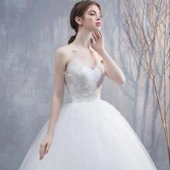 華やかウェディングドレス✨プリンセスライン　チューブトップ　結婚式　前撮り