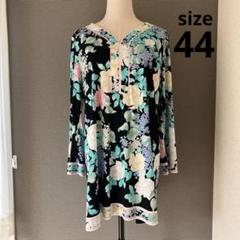 近年美品 レオナール カンカン チュニック 花柄 大きいサイズ44